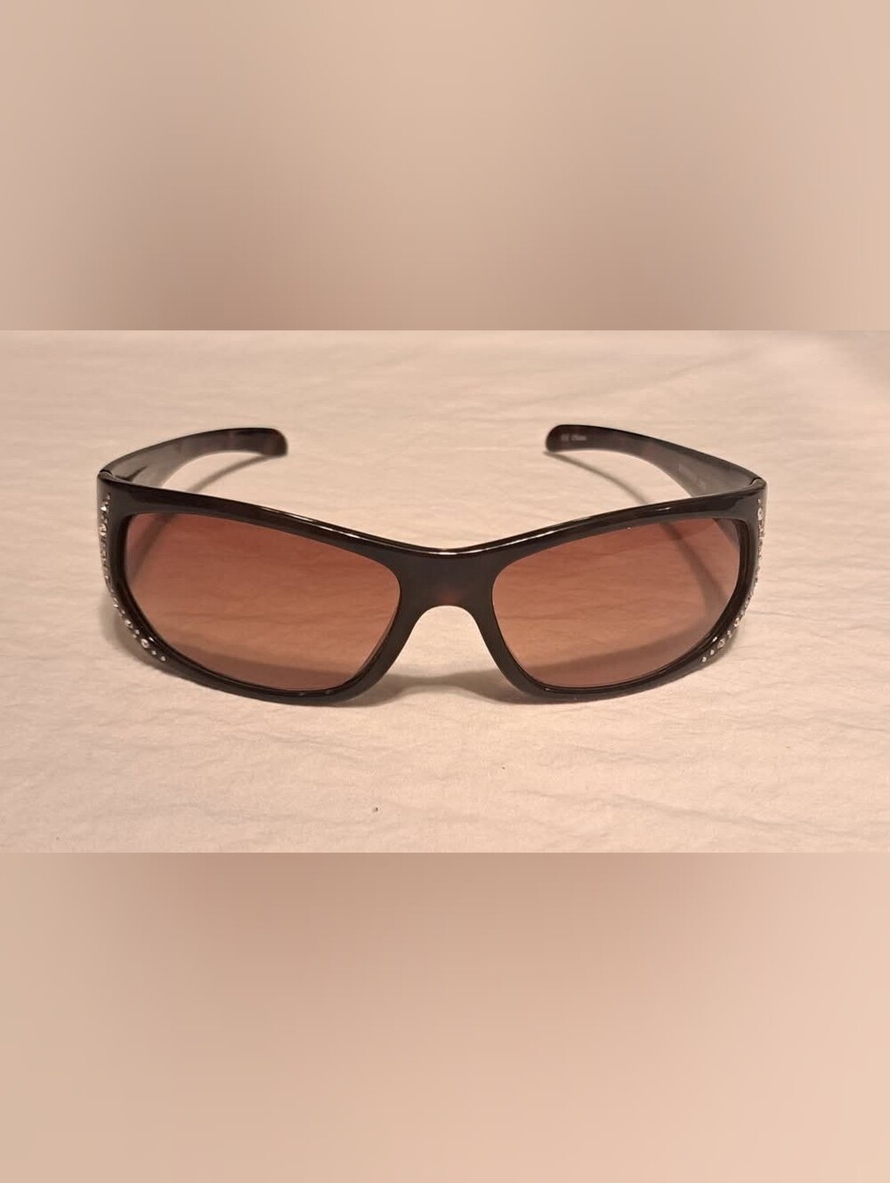 Daisy Fuentes Sunglasses Women's